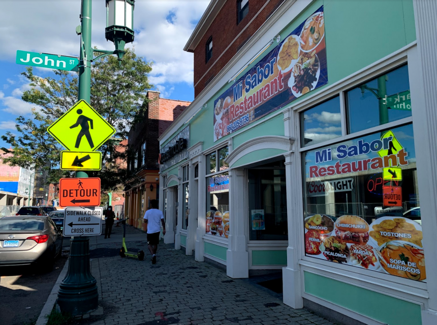 Los restaurantes enfrentan una crisis de personal Los restaurantes enfrentan una crisis de personal